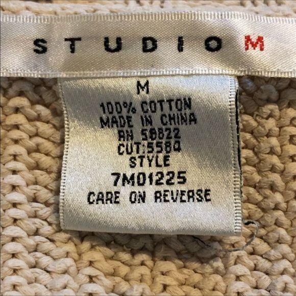 Studio M button down Sweater. Cream colored, medium - Picture 4 of 6